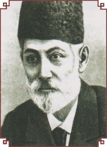 Гасан бей Зардаби (1842-1907) Известный азербайджанский издатель, основатель профессионального театра. По его инициативе и под его редакцией 22 июля 1875 г. начала издаваться газета "Экинчи", положившая начало азербайджанской печати.